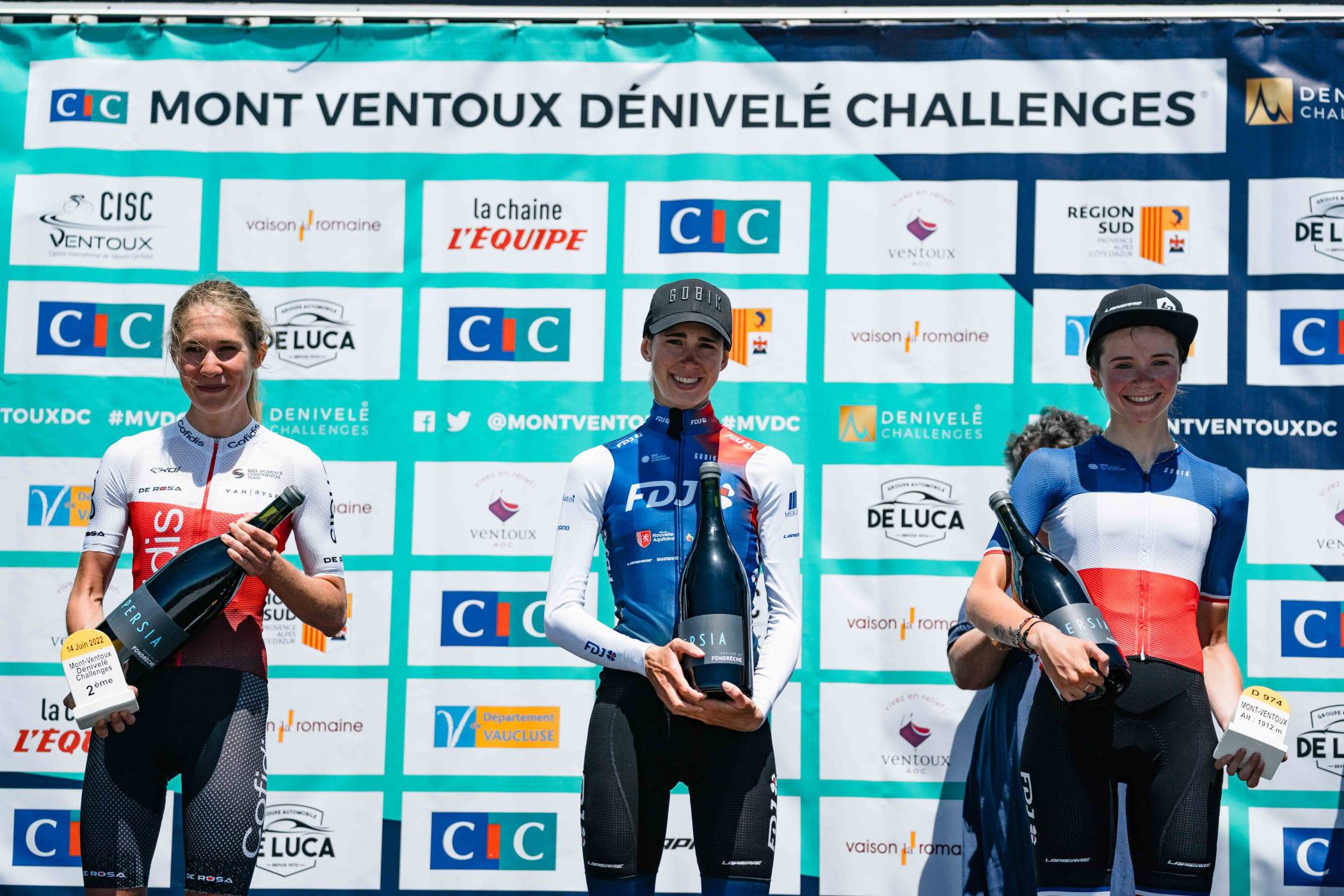 Victoire de Marta Cavalli au sommet du Mont Ventoux